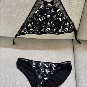 Black Skull Print Bikini Set